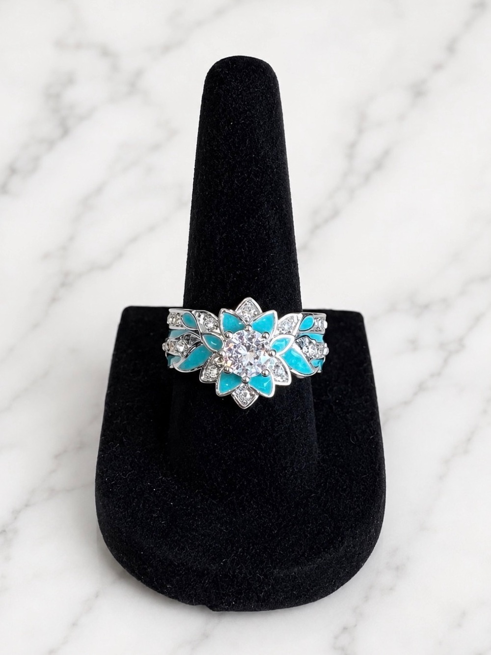 Turquoise Silver Tone Fashion Ring With Sparkling Clear Center Stone Size 7